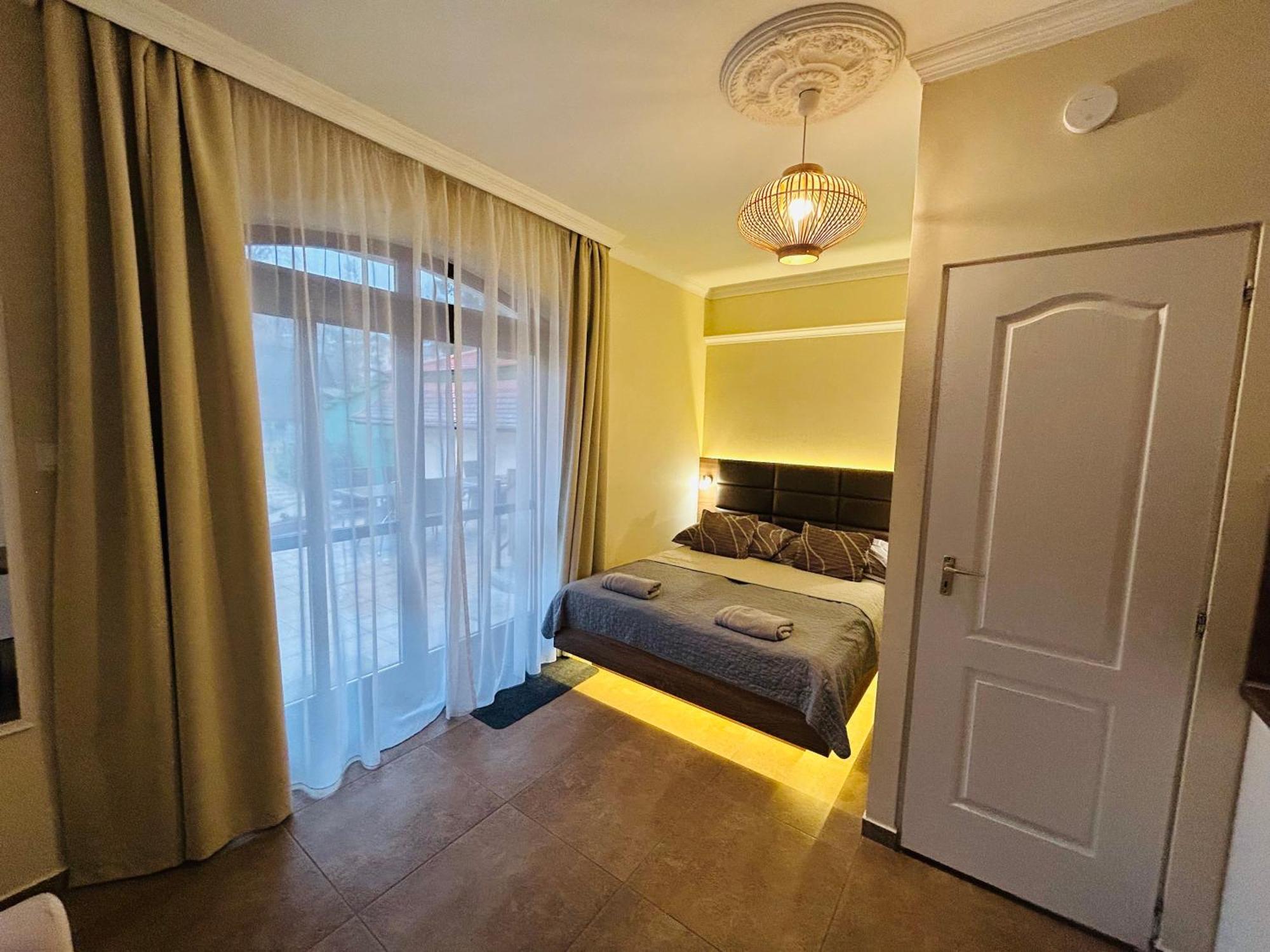 Harmonia Vendeghaz Hotell Miskolc Exteriör bild