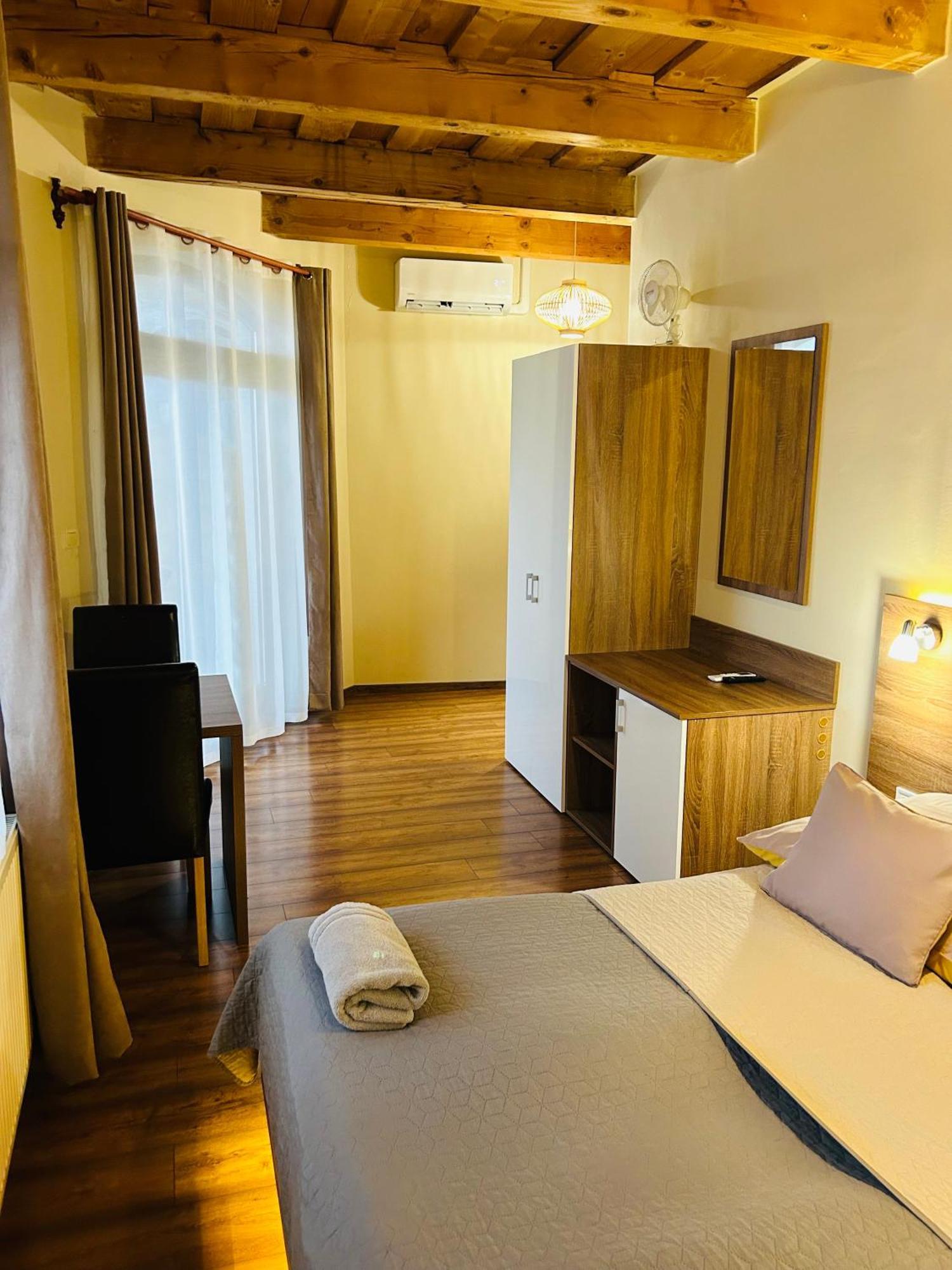 Harmonia Vendeghaz Hotell Miskolc Exteriör bild