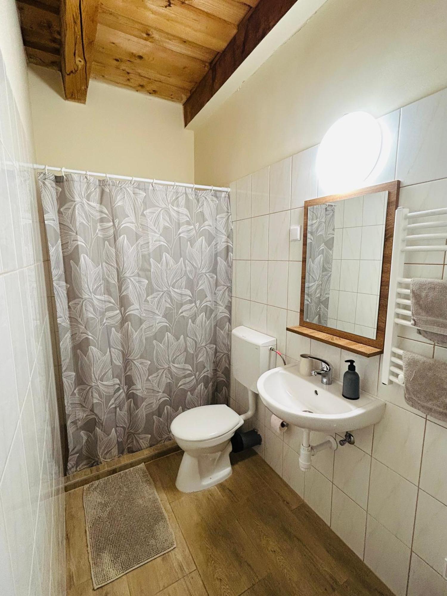Harmonia Vendeghaz Hotell Miskolc Exteriör bild
