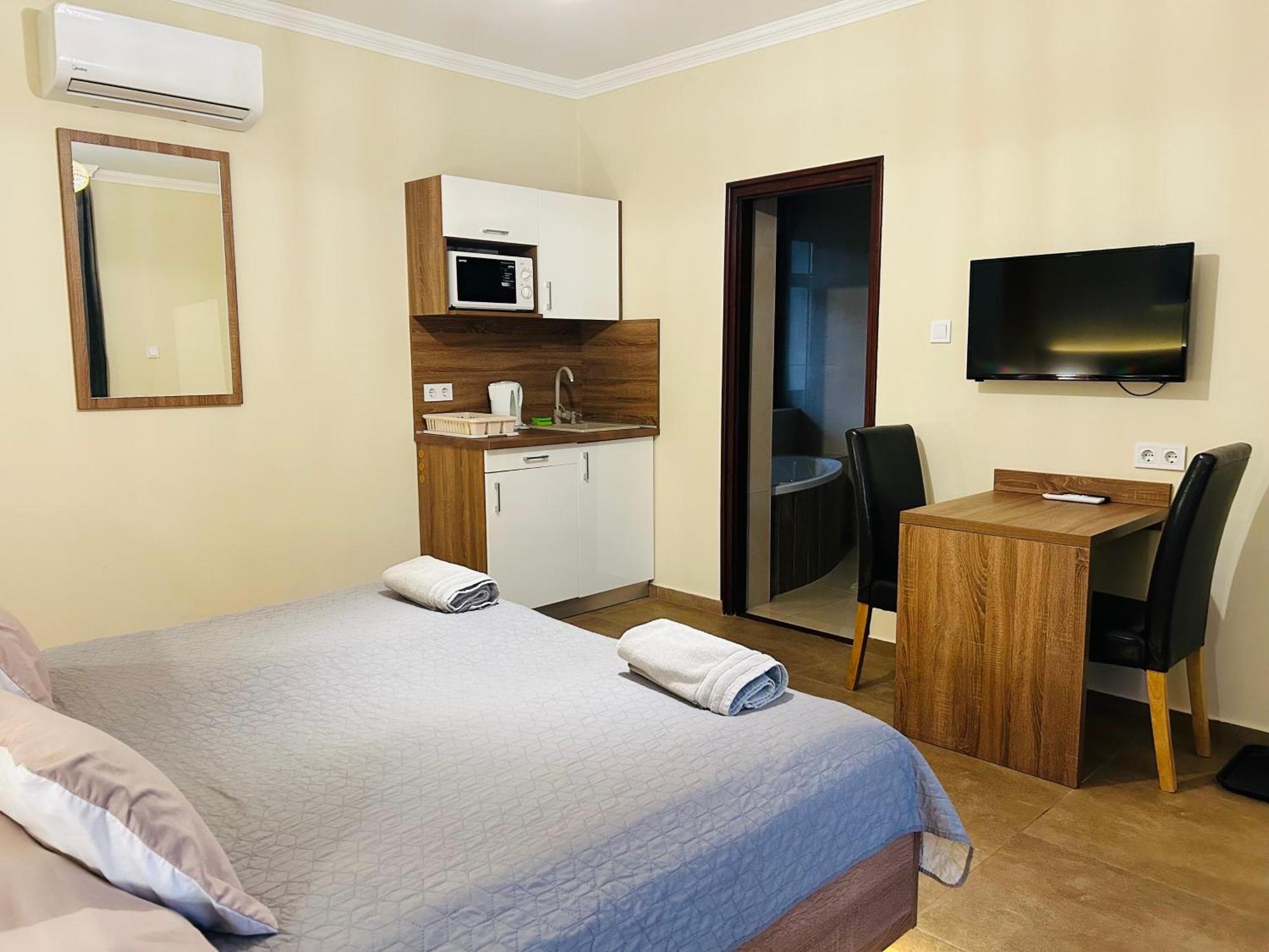 Harmonia Vendeghaz Hotell Miskolc Exteriör bild