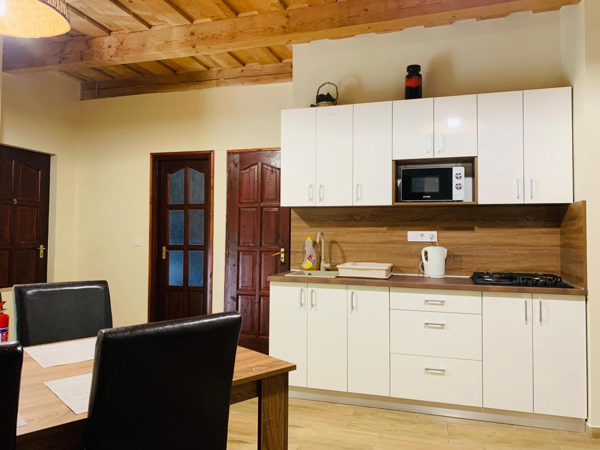 Harmonia Vendeghaz Hotell Miskolc Exteriör bild