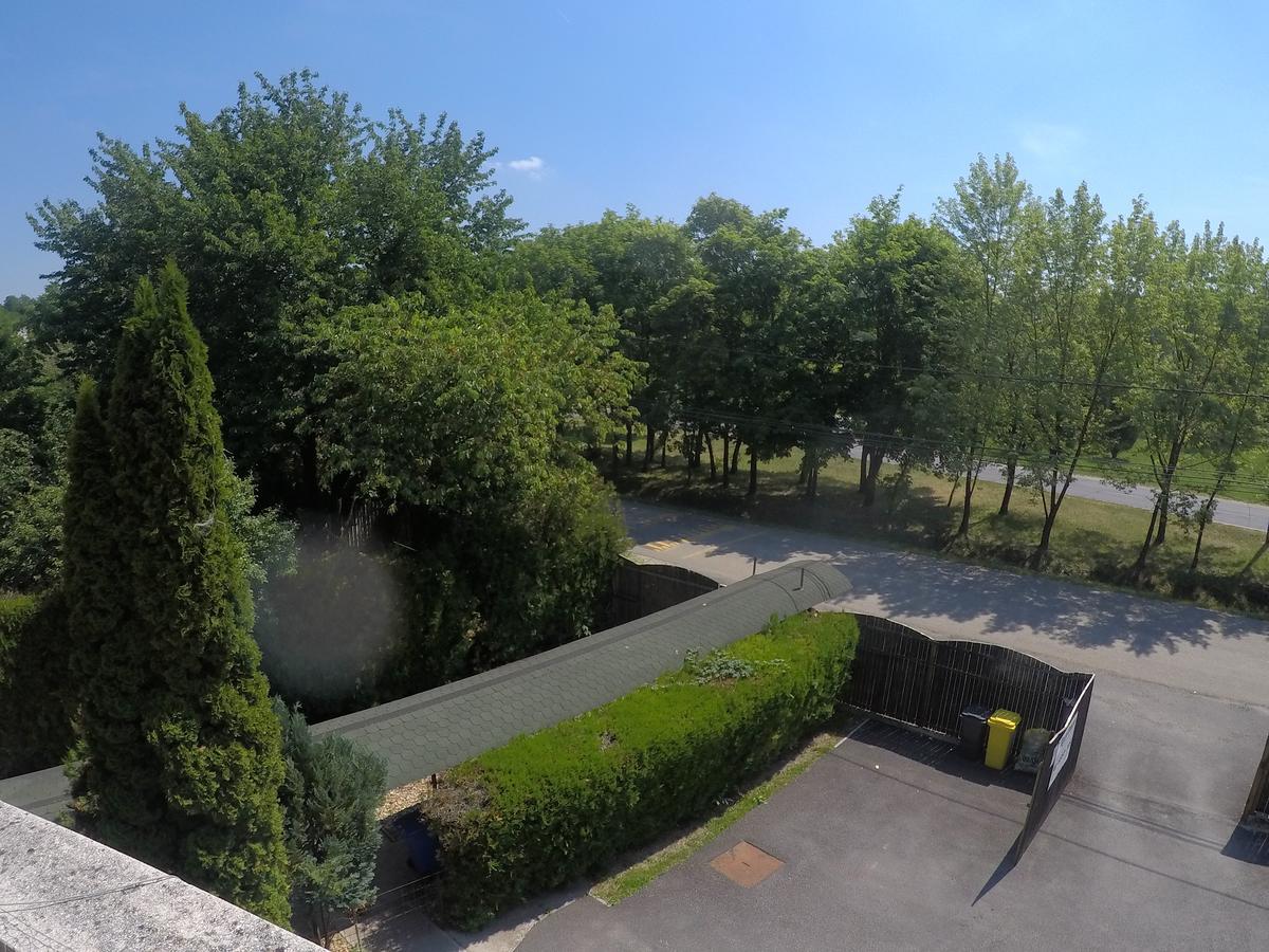 Harmonia Vendeghaz Hotell Miskolc Exteriör bild